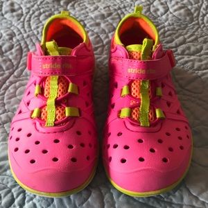 Stride Rite Phibians